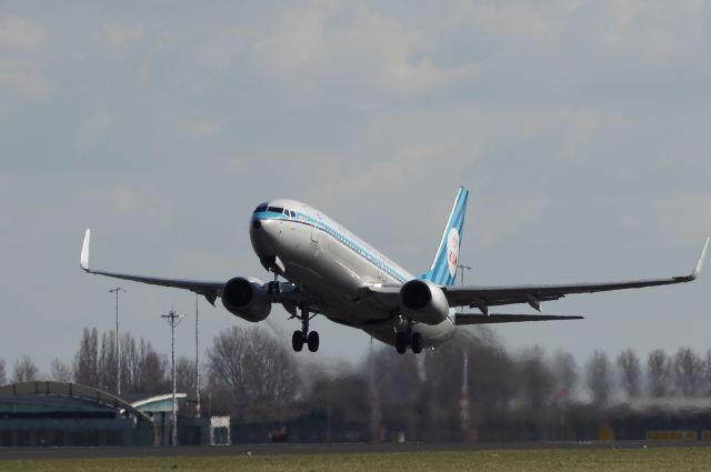 Boeing 737-700 (PH-BXA)