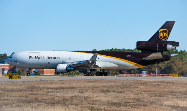 Boeing MD-11 (N273UP)