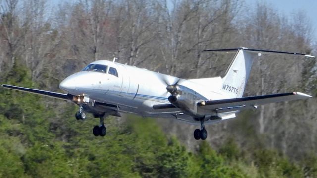 Embraer EMB-120 Brasilia (N707TG)
