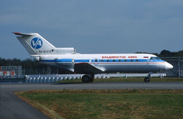 RA-87273 — - Taxing at Narita Intl Airport on 2005/11/13