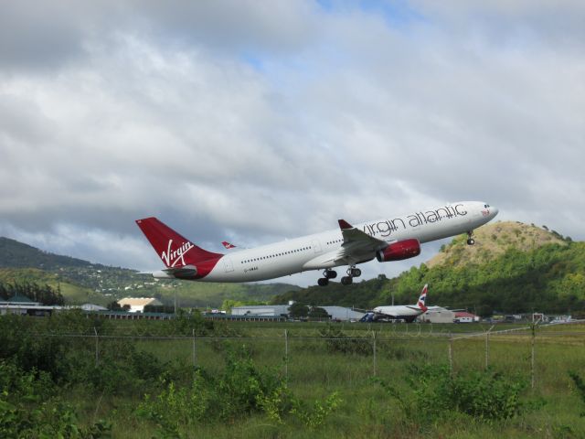 Airbus A330-300 (G-VWAG)