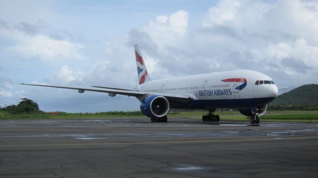 Boeing 777-200 (G-VIIO)