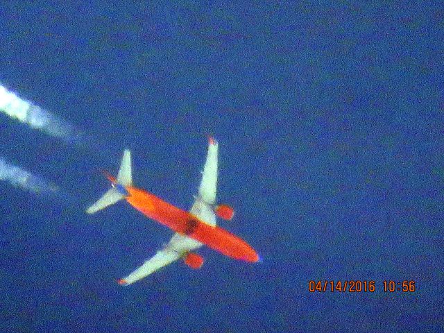 BOEING 737-300 (N639SW)