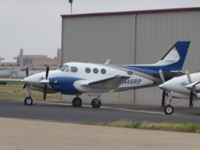 Beechcraft King Air 90 (N46RP)