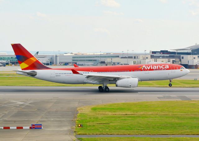 Airbus A330-200 (N969AV)
