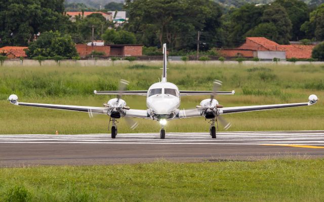 Piper Cheyenne 2 (PR-HRM)