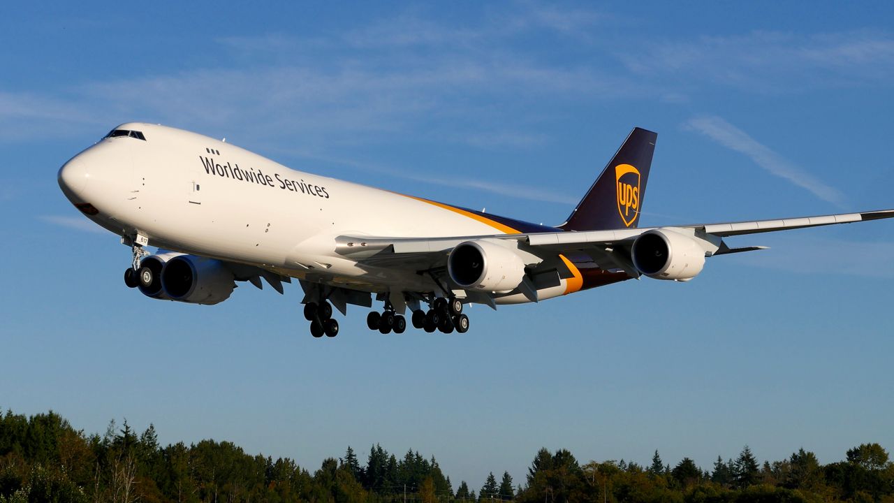 BOEING 747-8 (N617UP) - BOE682 on final to Rwy 34L to complete a C1 flight on 8.28.19. (B747-8F / ln 1555 / cn 64263).