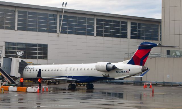 Canadair Regional Jet CRJ-900 (N548CA) - Bombardier CRJ-900LR N548CA in Detroit 