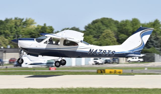 Cessna 177RG Cardinal RG (N478TS) - Airventure 2017