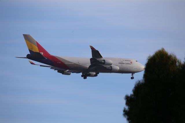 Boeing 747-200 (HL7423)