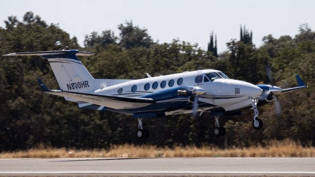 Beechcraft Super King Air 200 (N800HR)