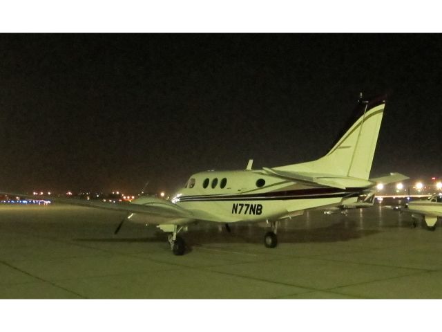 Beechcraft King Air 90 (N77NB)