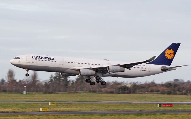 Airbus A340-300 (D-AIFD) - lufthansa a340-313 d-aifd training at shannon 8/1/19.