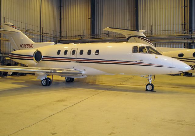 Hawker 800 (N739RC)