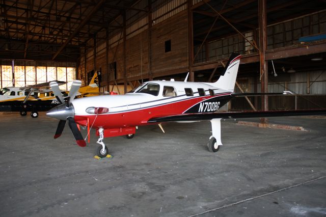 Piper Malibu Mirage (N700BG)