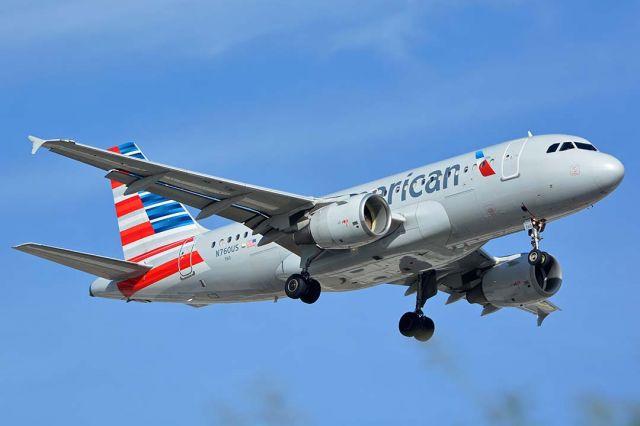 Airbus A319 (N760US) - American Airbus A319-112 N760US at Phoenix Sky Harbor on November 12, 2017.