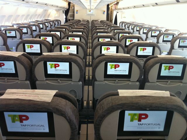 Airbus A340-300 (CS-TOB) - New Economy Class seats