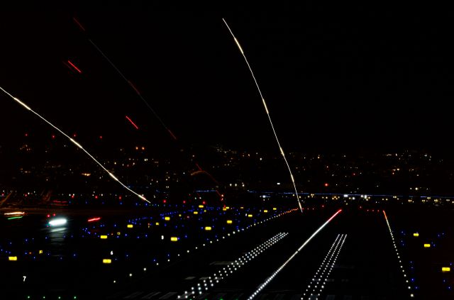 Embraer 175 — - Approach to KSAN.