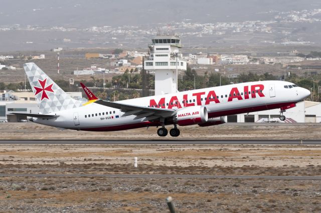 Boeing 737 MAX 8 (9H-VUA) - TENERIFE SURbr /16 AUGUST 2021br /br /Airline: Malta Airbr /Reg: 9H-VUA br /Aircraft: Boeing 737-8-200 MAXbr /Serial #: 65874