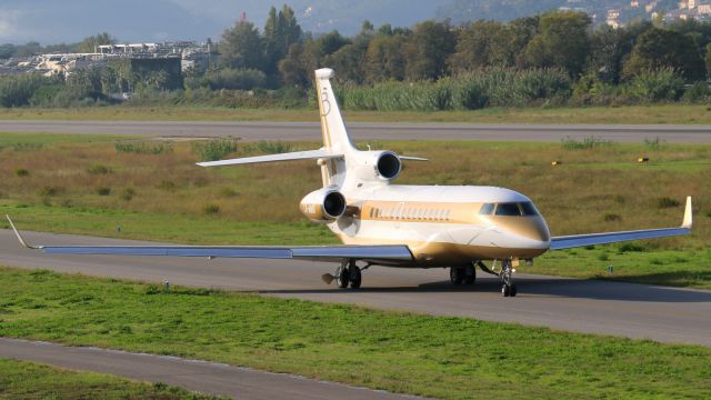 Dassault Falcon 7X (LX-AMB)