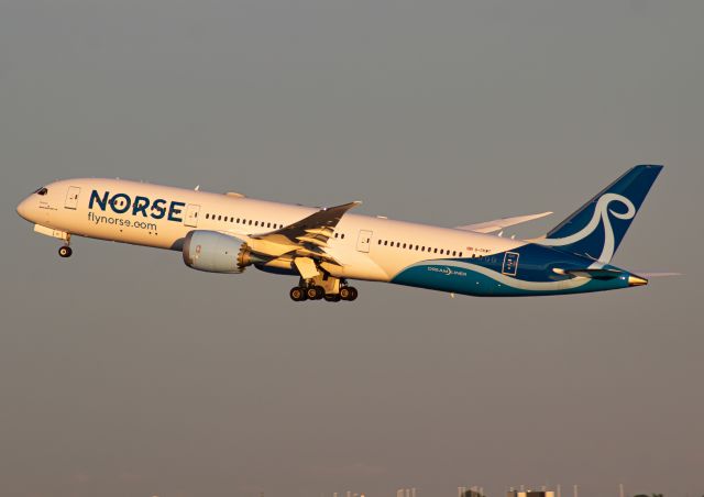 Boeing 787-8 (G-CKWT) - Golden Hour Norse Atlantic Airways Dreamliner taking off