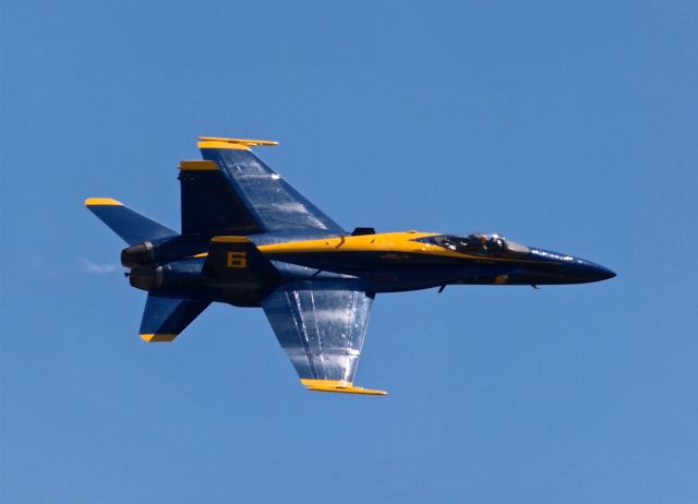 — — - Smokey Mountain airshow 2016