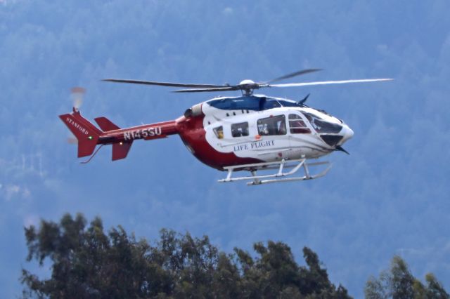 KAWASAKI EC-145 (N145SU) - Landing in Palo Alto (KPAO)