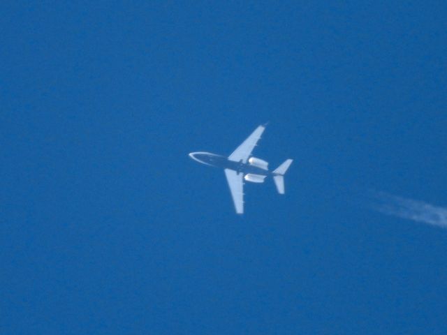 Bombardier Challenger 300 (N571FX) - LXJ571br /09/23/21
