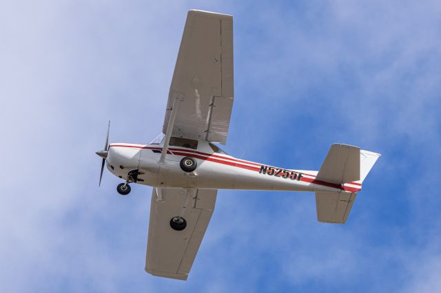 Cessna Commuter (N5255F)