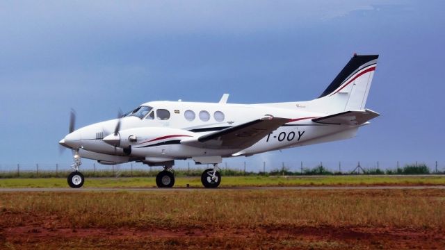 Beechcraft King Air 90 (PT-OOY)