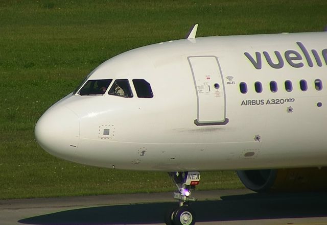 Airbus A320 (EC-NEA) - ECNEA03072022ZRH.jpg