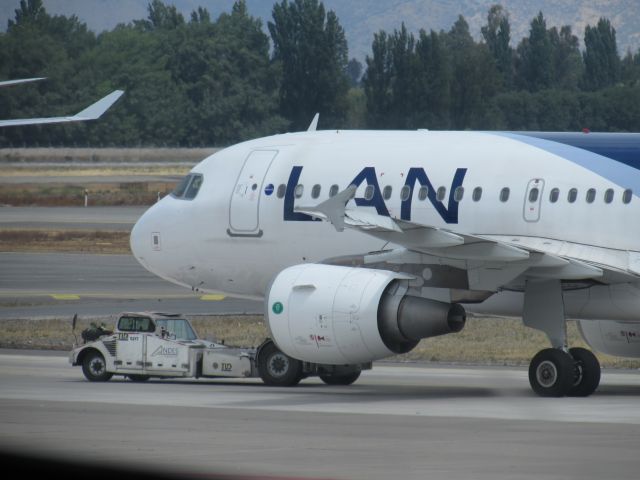 Airbus A319 (CC-BCE)