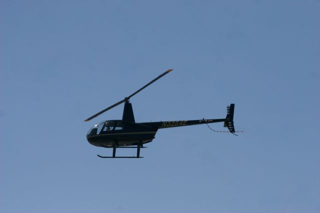 Robinson R-44 (N3254E)