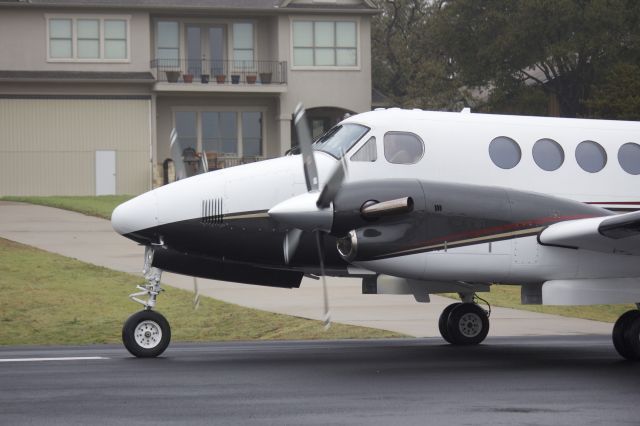 Beechcraft Super King Air 200 (N65TW)