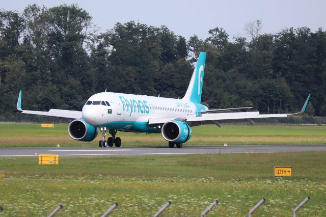 Airbus A320neo (HZ-NS39)