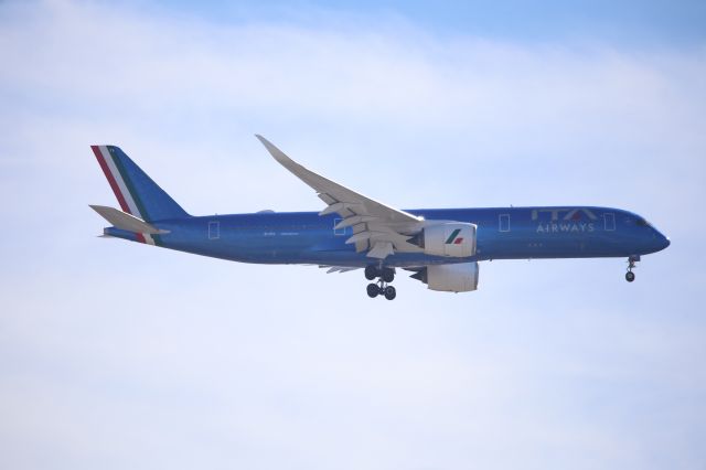 Airbus A350-900 (EI-IFA)