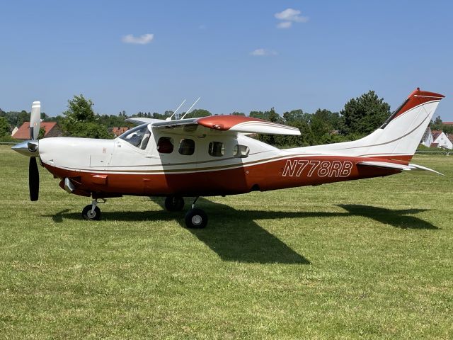 Cessna P210 Pressurized Centurion (N778RB) - Taken 27.05.2023 at Moosburg(EDPI) 2023 spring airshow and short before departure back to homebase Landshut(EDML)