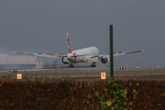 BOEING 777-300ER (VH-VPD)