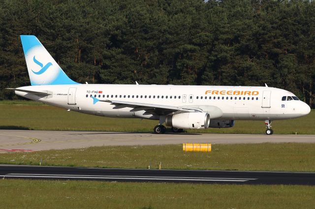 Airbus A320 (TC-FHG)