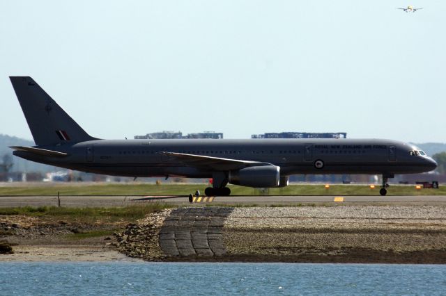 Boeing 757-200 (ANZ7571)