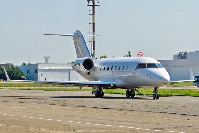 Canadair Challenger (P4-CEO)