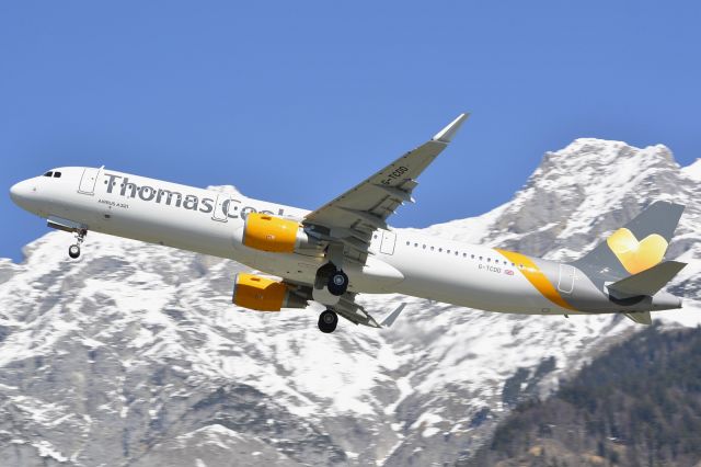 Airbus A321 (G-TCDD)