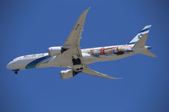 Boeing 787-9 Dreamliner (4X-EDD)