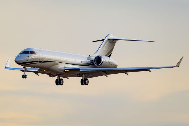 Bombardier Global Express (N667JD)