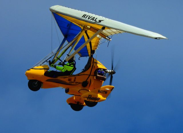 N43TW — - Saw this trike doing touch and goes at Carson (KCXP). Couldn't fine a AC type but it is listed an an Evolution REVO.