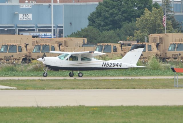 Cessna 177RG Cardinal RG (N52944) - AirVenture 2014