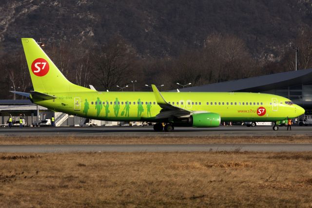 Boeing 737-800 (VQ-BVK)