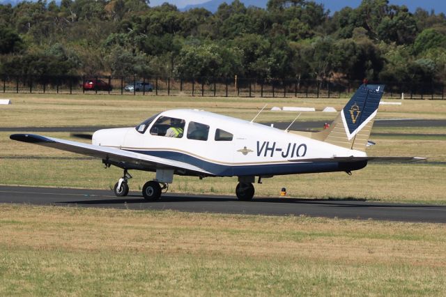 Piper Cherokee (VH-JIO)