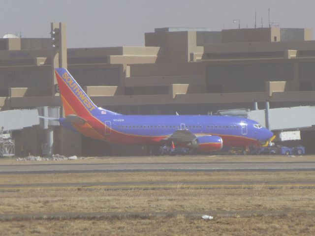 BOEING 737-300 (N514SW)