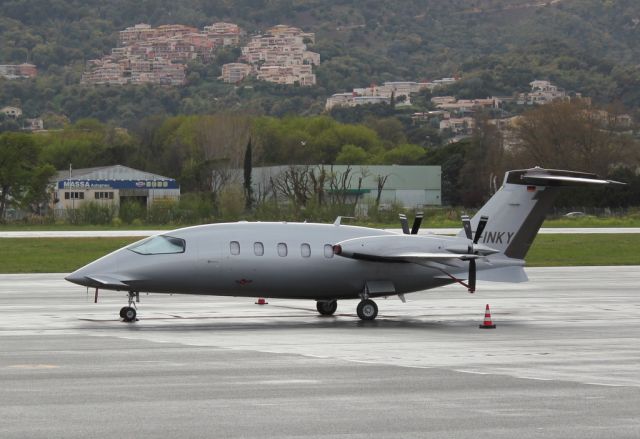 Piaggio P.180 Avanti (D-INKY)